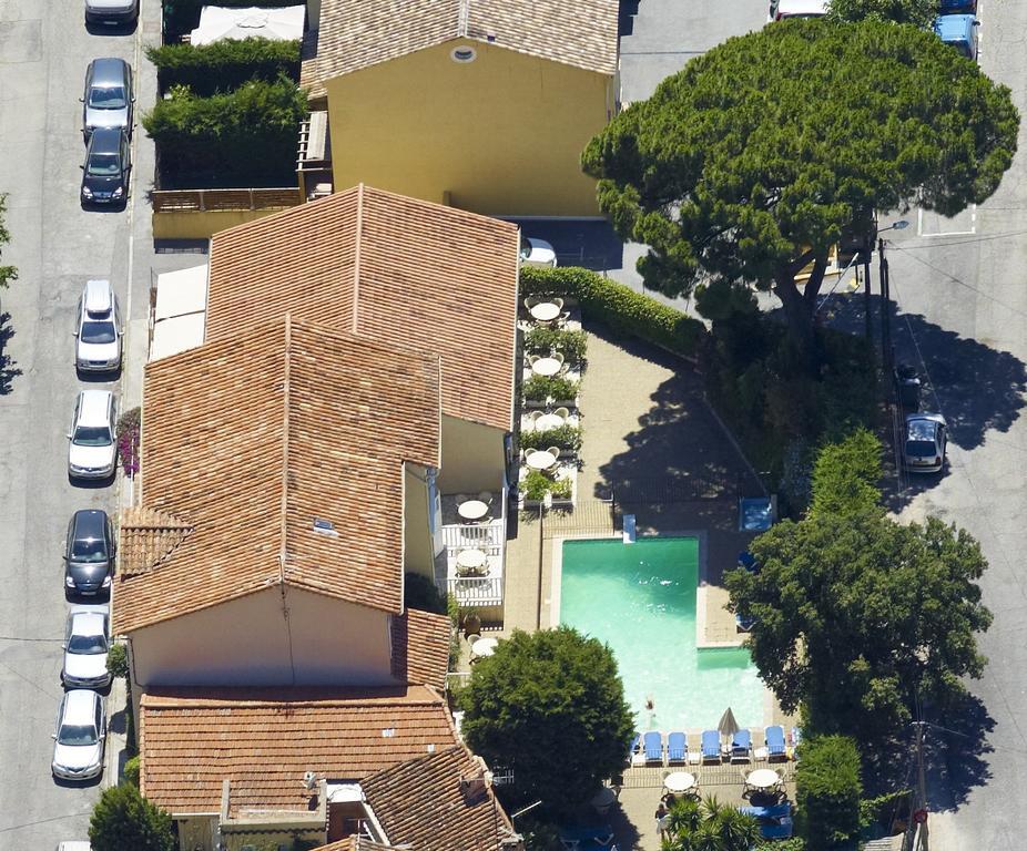 Hotel Lou Paouvadou Sainte-Maxime Exterior foto